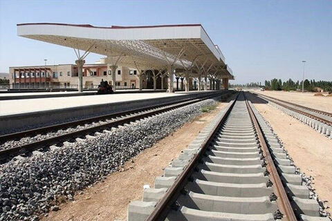Hamedan-Sanandaj electric train will complete Iran's western railway network