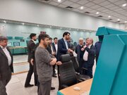 مهرداد بذرپاش امشب و در اولین روز کاری خود به مناسبت سالروز صنعت هواپیمایی ۱۶ آذر ( ۷ دسامبر) از مرکز کنترل فضای کشور بازدید کرد.