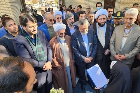 تحویل کلید واحد مسکونی، واگذاری زمین و افتتاح ۵۰ کیلومتر جاده در خراسان جنوبی خراسان جنوبی بذرپاش