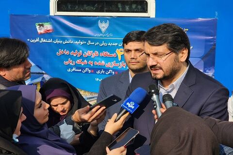 تلاش برای کاهش قیمت هزینههای حملونقل ریلی وزیر در جمع