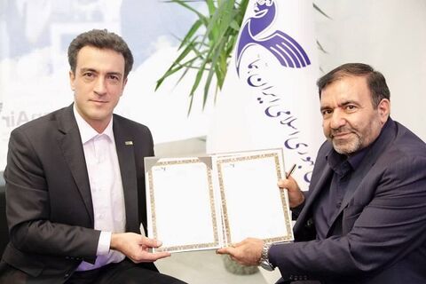 تفاهم نامه همکاری میان هواپیمایی جمهوری اسلامی ایران و شرکت دانش بنیان ایرسا فرزادی پور