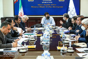 ببینید | برگزاری جلسه شورای حمل و نقل با حضور وزیر راه و شهرسازی