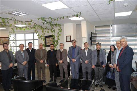 بانک مسکن پیشران ساخت و توسعه مسکن است/ اجرای بزرگترین پروژه روشنایی جادهای کشور در محور قم- اراک/ قم رتبه سوم کشور در جابجایی مسافر ریلی شورای هماهنگی راه و شهرسازی قم