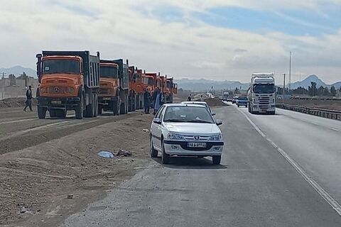 استاندار سیستان و بلوچستان از پروژه احداث کمربندی غربی زاهدان بازدید کرد