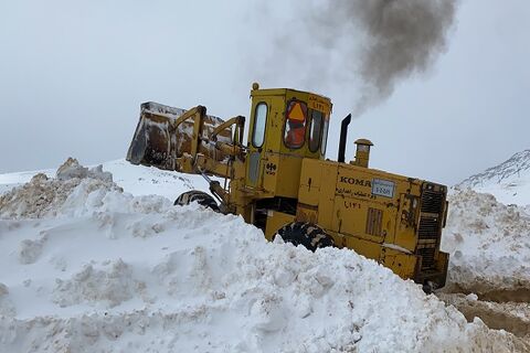 برف روبی بیش از 4000کیلومتر(باند) در محورهای فارس