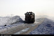 گزارش تصویری ازعملیات برف روبی و نمک پاشی محورهای  استان همدان