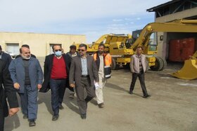 بازدید استاندارسیستان و بلوچستان به همراه مدیرکل راهداری و حمل و نقل جاده ای از کارگاه اورهال و بازسازی ماشین آلات راهداری
