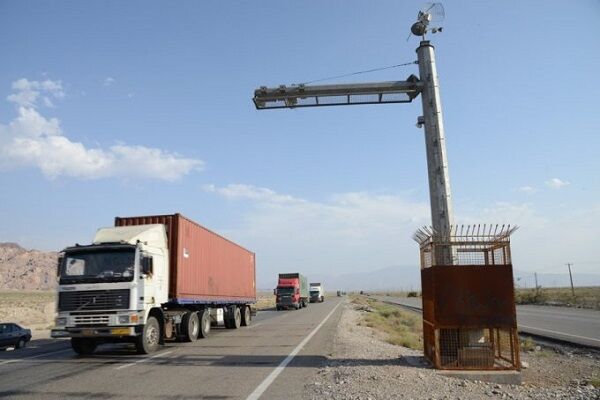 ۳ میلیون و ۲۰۰ هزار تردد در راه های ارتباطی استان ایلام ثبت شد عکس تردد