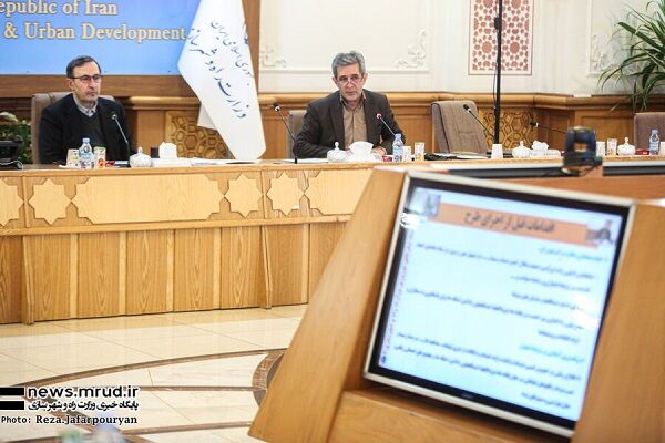 اولین جلسه ستاد سفرهای نوروزی ۱۴۰۲ برگزار شد/بررسی تمهیدات وزارت راه و شهرسازی برای سفرهای ایمن در نوروز ۱۴۰۲ افندی زاده