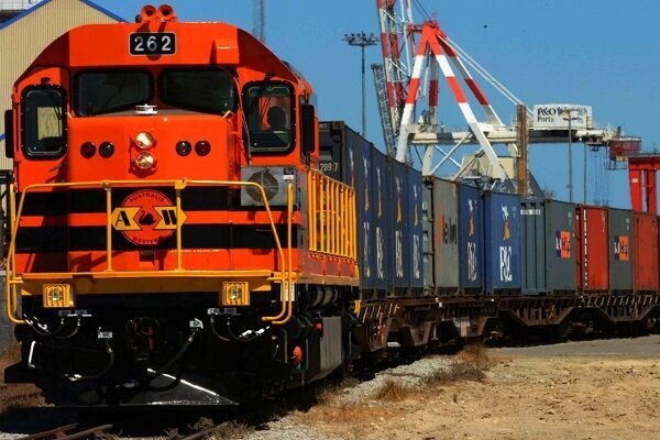 Rail transit movement averagely 1,102 km per month through Iran territory  Rail transit movement averagely 1,102 km per month through Iran territory