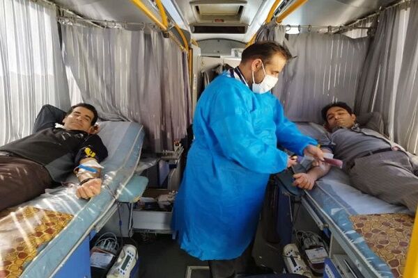 اهدای خون توسط کارکنان اداره کل راه و شهرسازی استان سیستان و بلوچستان اهدای خون سیستان