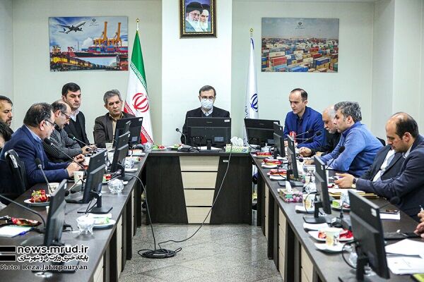 نشست بررسی وضعیت ایمنی محورهای مواصلاتی استانها و آمار تلفات جادهای برگزار شد عکس