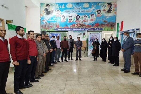 برگزاری مراسم جشن دهه فجر در اداره کل راه و شهرسازی سیستان و بلوچستان سیستان