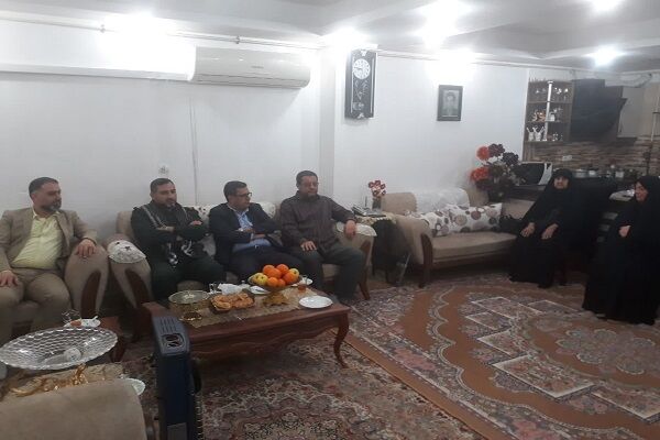 کوچه های شهرمان را بنام شهدا مزین کردیم تا راه را گم نکنیم دیداربا خانواده های شهدا و ایثارگران خوزستان