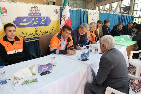 میز ارتباطات مردمی اداره کل راهداری و حمل و نقل جاده ای خراسان شمالی در مصلی بجنورد برپا شد ارتباطات مردمی