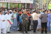 ببینید|حضور مدیرکل و معاونین همراه با راهداران اداره کل راهداری و حمل و نقل جاده ای جنوب سیستان و بلوچستان در راهپیمایی باشکوه ۲۲ بهمن