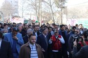 ببینید/حضور پرشور کارکنان راهداری و حمل ونقل جاده ای لرستان در راهپیمایی ۲۲ بهمن
