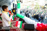 ببینید | برپایی غرفه وزارت راه و شهرسازی در مسیر راهپیمایی ۲۲ بهمن ۱۴۰۱