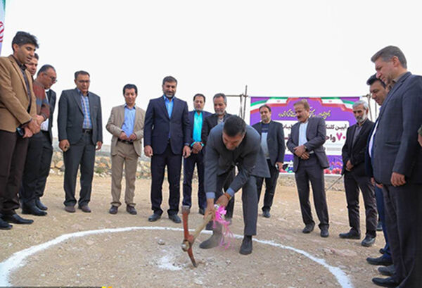 کلنگ پروژه ٧٠٤ واحدی نهضت ملی مسکن در شهر لار به زمین زده شد نهضت ملی مسکن لار