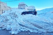 ببینید|ادامه روند حضور راهداران و ماشین آلات راهداری استان خوزستان برای برف روبی شهرستان کوهرنگ