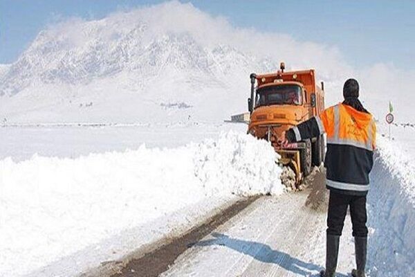 اعزام ماشینآلات برفروبی راهداری البرز به شهرستان کوهرنگ اعزام ماشین آلات راهداری به شهرستان کوهرنگ