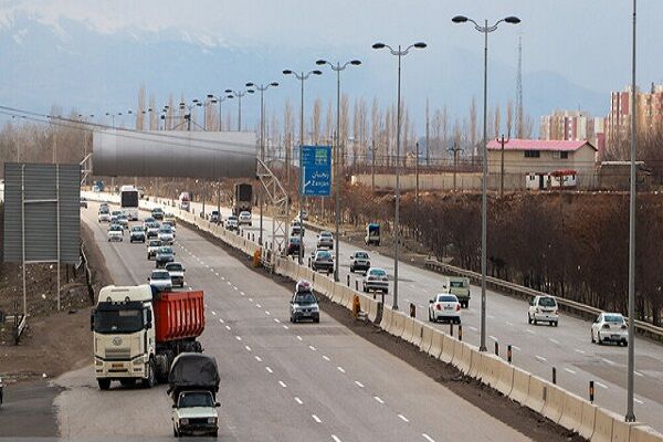 ورود بیش از ۷ میلیون خودرو به استان البرز ورود و خروج خودرو