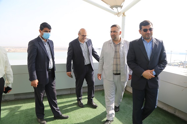 بازدید نماینده وزیر راه و شهرسازی از پروژه‌های راه و شهرسازی بوشهر