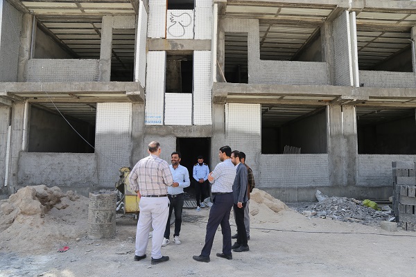 بازدید نماینده وزیر راه و شهرسازی از پروژههای راه و شهرسازی بوشهر