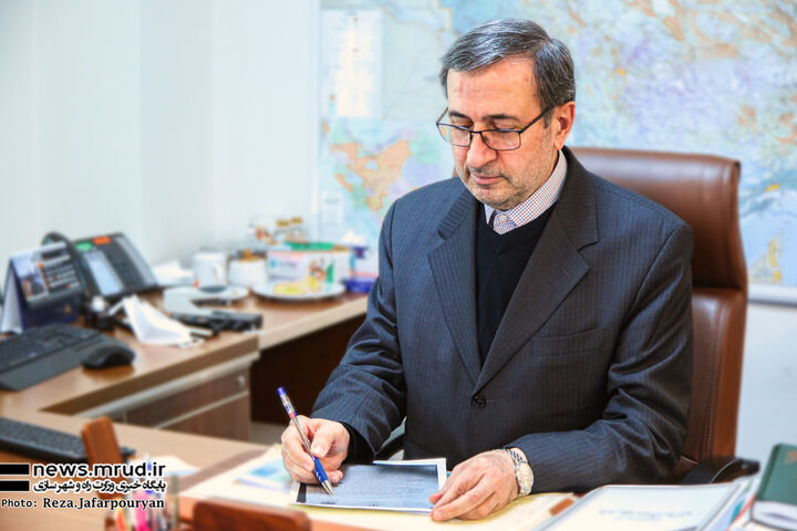 تحلیلی بر وضعیت حملونقل هوایی منطقه و جهان از سال ۲۰۰۲ تا ۲۰۱۸ (قبل از همهگیری ویروس کرونا) با تاکید بر نقشآفرینی ایران در راه ابریشم هوایی افندی زاده _ نوشتن