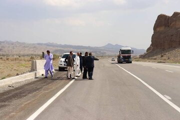 ببینید|بازدید مدیرکل راهداری و حمل و نقل جاده ای جنوب سیستان و بلوچستان از باند جدید محور ایرانشهر_خاش