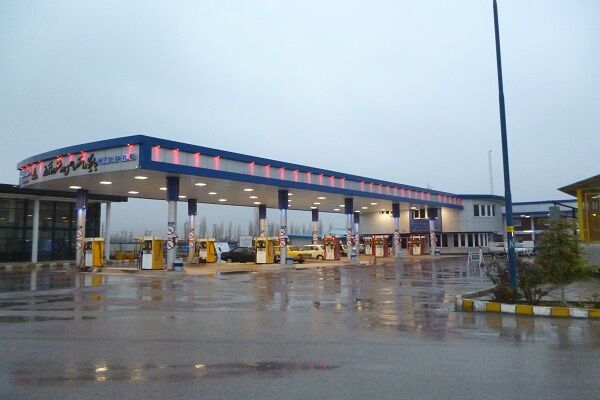 وضعیت جوی اغلب محورهای ارتباطی آذربایجان غربی بارانی همراه با مه غلیظ است
 P1010026.jpg