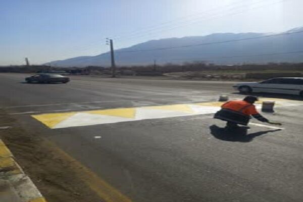 عملکرد تجمیعی یکساله اداره ایمنی، ترافیک، مدیریت و حریم راههای اداره کل راه و شهرسازی شرق استان سمنان(شاهرود) خط کشی