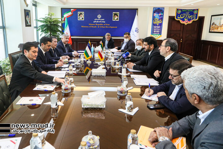 Iran and Uzbekistan agreed to implement comprehensive transport cooperation ببینید | دیدار هیات ازبکستانی با وزیر راه و شهرسازی