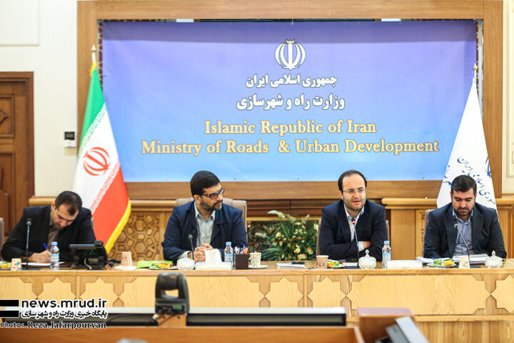 شناسنامه شایستگی برای کارکنان وزارت راه و شهرسازی طراحی و ایجاد می شود ببینید | نشست فرهنگ سازمانی و سلامت اداری