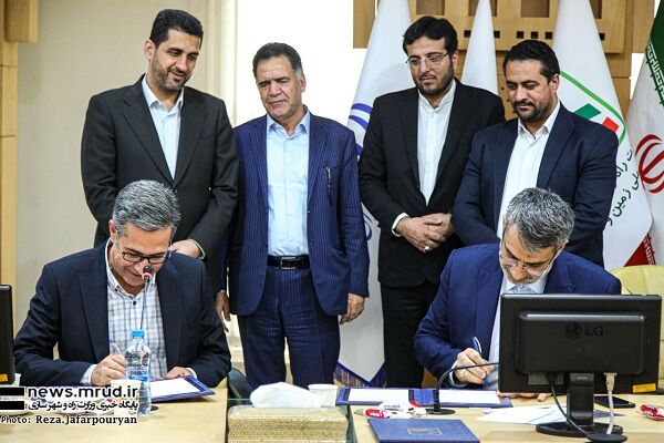 تامین مسکن کارکنان شرکتهای صنعتی و معدنی پیشران با واگذاری بیش از ۲ هزار و ۶۰۰ هکتار زمین عکس