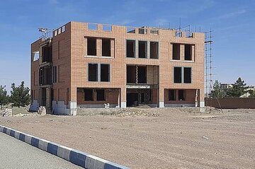 وضعیت پیشرفت فیزیکی پروژه های احداث ساختمان های دولتی استان اصفهان