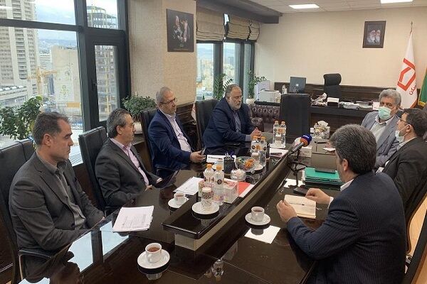 بررسی مشکلات اجرای طرح نهضت ملی مسکن در استان قزوین نشست