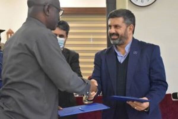 امضای تفاهمنامه همکاری مشترک در زمینه ساخت شهر و شهرک های جدید با هیئت غنایی تفاهم نامه