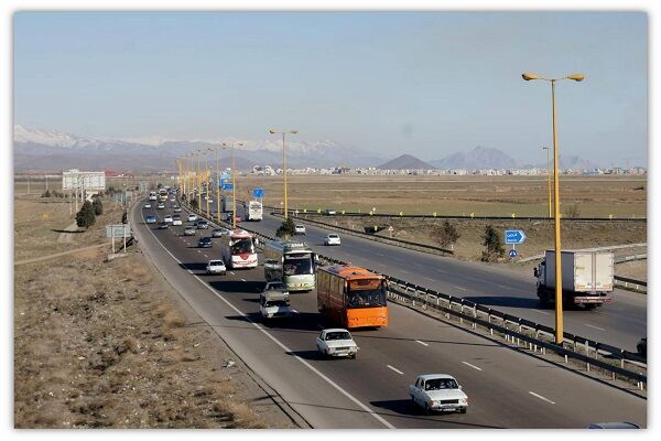 تردد بیش از ۲۰ میلیون خودرو از محورهای خوزستان تردد خودروها