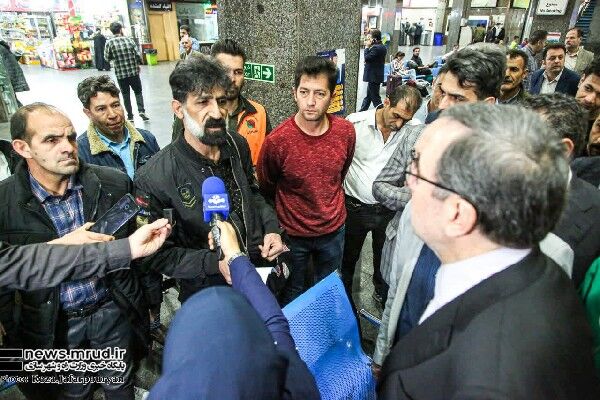 ویدیو| بازدید معاون وزیر راه و شهرسازی از نحوه خدماترسانی در ترمینال غرب و فرودگاه مهرآباد به مسافران نوروزی بازدید