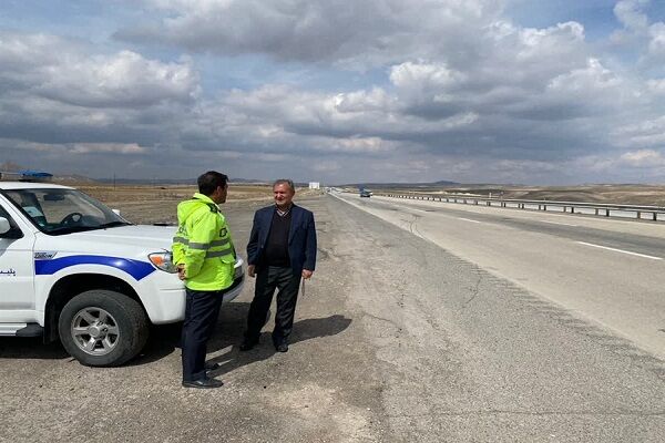 بازدید سرزده مدیرکل راه و شهرسازی آذربایجان شرقی از آزاد راه پیامبر اعظم بازدید