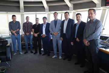 بازدید مدیر کل راه و شهرسازی از برج مراقبت پرواز بوشهر