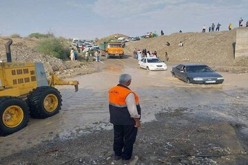 محورهای مسدود شهرستان رودان بازگشایی شد