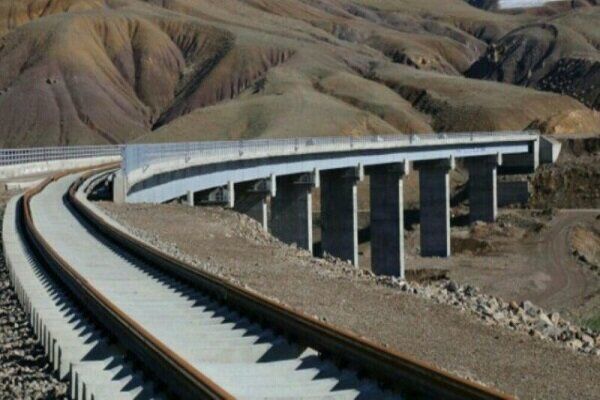 راه آهن میانه تبریز