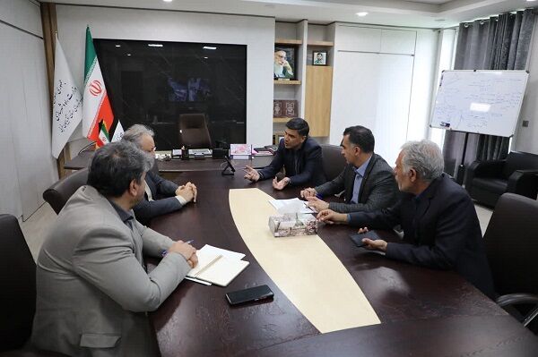 صدور ۱۰ هزار سند برای اراضی ملی و دولتی آذربایجانغربی  دکتر حمزه لو