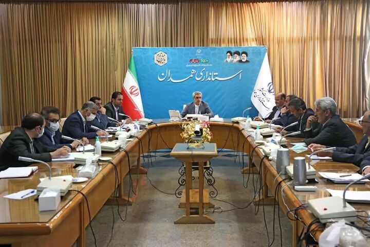 ۱۰ هزار واحد مسکونی در اراضی ۱۴۰ هکتاری استانداری همدان ساخته میشود جلسه تامین مسکن