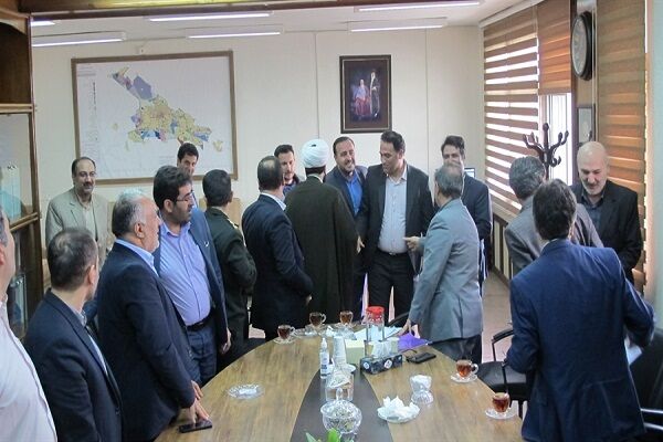 دیدار مدیر کل راه و شهرسازی استان آذربایجان شرقی با کارکنان به مناسبت عید سعید فطر تبریک عید فطر