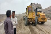 ببینید|بازدید مدیر کل راه و شهرسازی استان سیستان و بلوچستان از عملیات ساخت 10 کیلومتر بزرگراه در محور زاهدان- بم