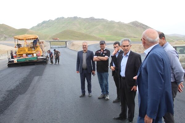 پروژه تونل کبیر کوه در آخرین مراحل عملیات اجرایی قرار دارد راه سازی ورودی تونل کبیرکوه از سمت آبدانان.JPG