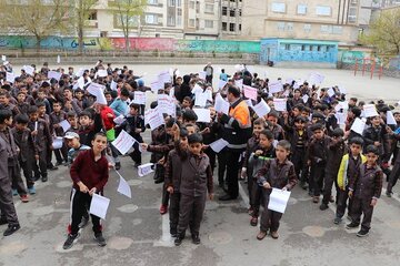 طرح ایمن سازی مدارس حاشیه راههای استان همدان